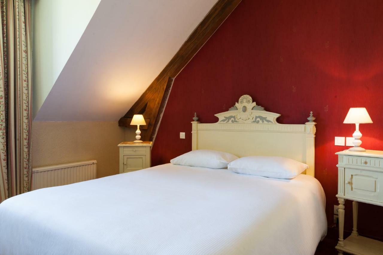 The Originals City, Hotel La Cour Carree, Eu Eu (Seine-Maritime) Kültér fotó